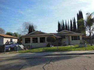 821 Gerry Ln, Porterville, CA 93257