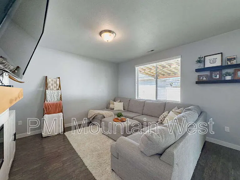 3565 S Water Lilly Ln — Photo 17
