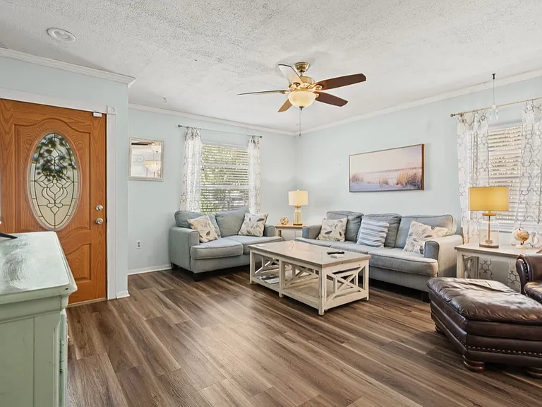 1539 Santa Anna Dr — Photo 4