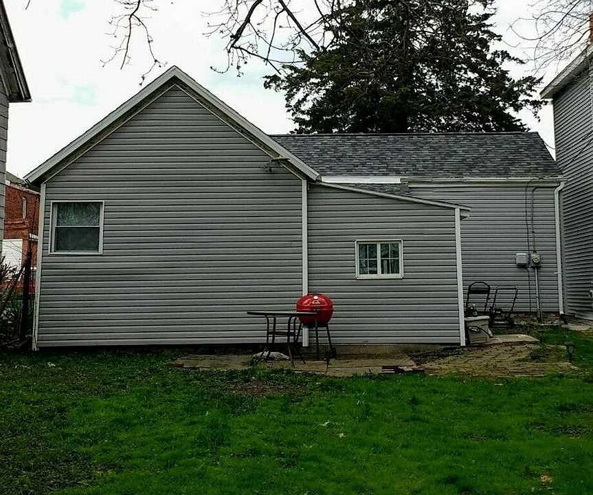 2nd image of 1008 Monroe St