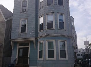 537 E 6th St, South Boston, MA 02127