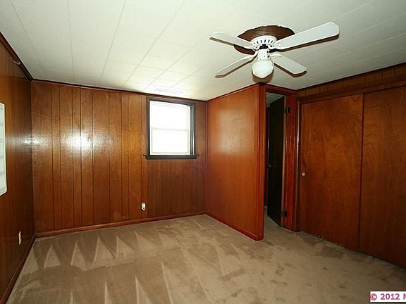 5th image of 1611 S Poplar St