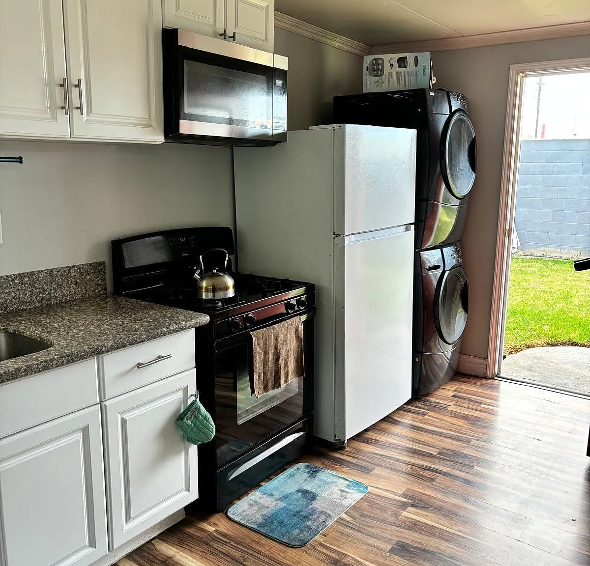 2 bed, 1500 sqft, $1,600 — Photo 4