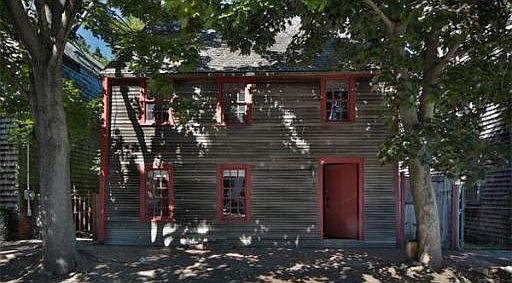 1st image of 8 Bromfield St