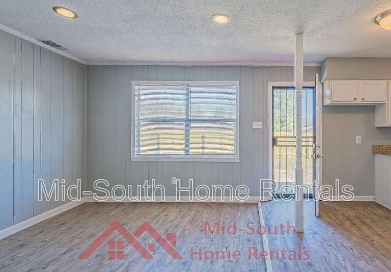5164 Brushwood Dr — Photo 12