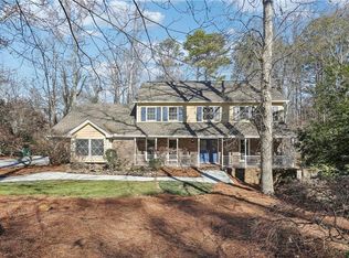 134 Shadow Lake Dr SW, Lilburn, GA 30047