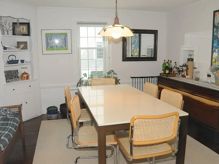 106 Upland Ave — Photo 8