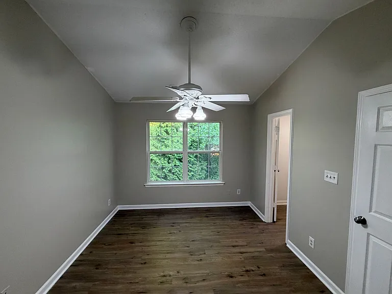 1047 Oak Blossom Way — Photo 17