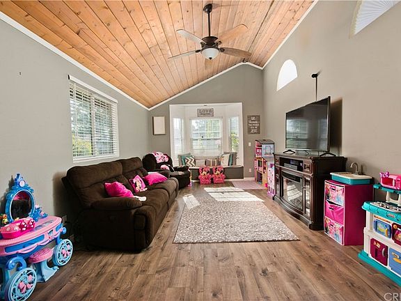5th image of 27558 Cherry Creek Dr