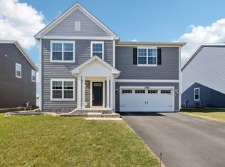 3761 Saint James Ct, Elgin, IL 60124