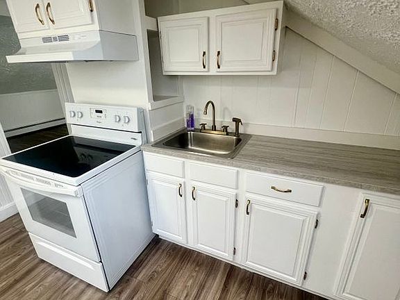 2nd image of 8 Andem St #3