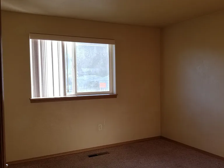 113 NE Timberlake St — Photo 21