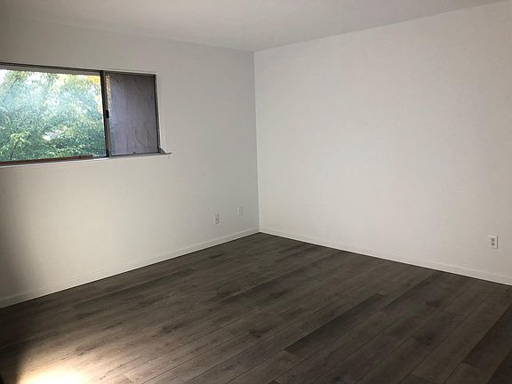 Extra large master bedrooms with newly remodeled master bath