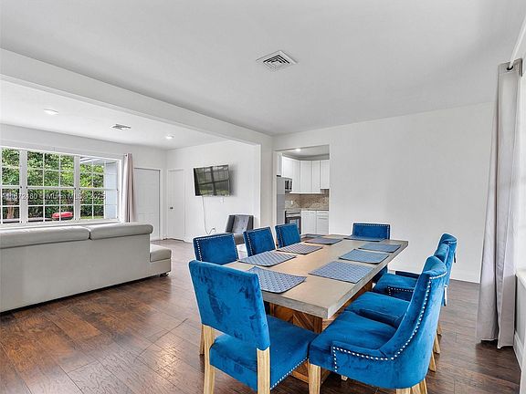 4th image of 7516 Mutiny Ave