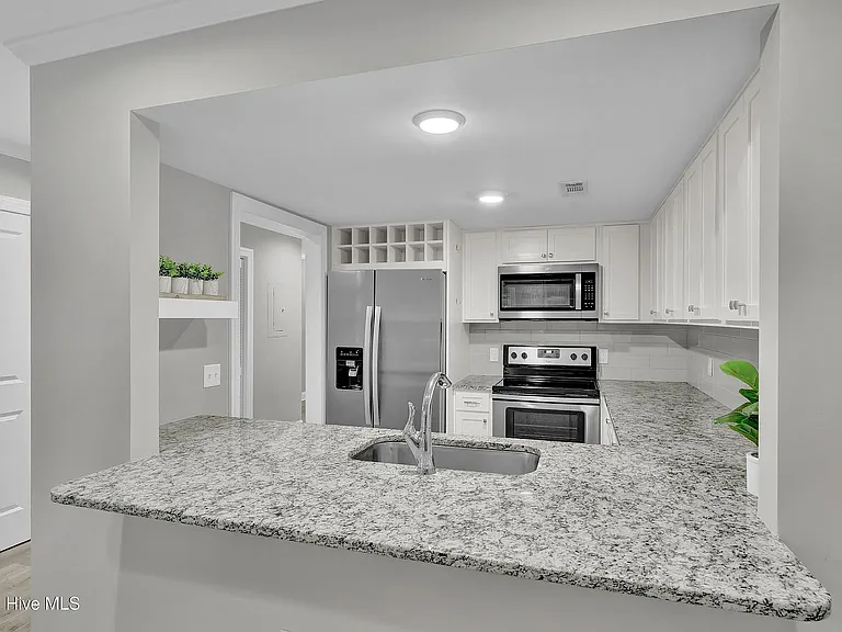 1800 Eastwood Rd #217 — Photo 2
