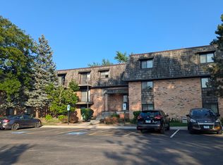 7 Oak Creek Dr APT 3707, Buffalo Grove, IL 60089