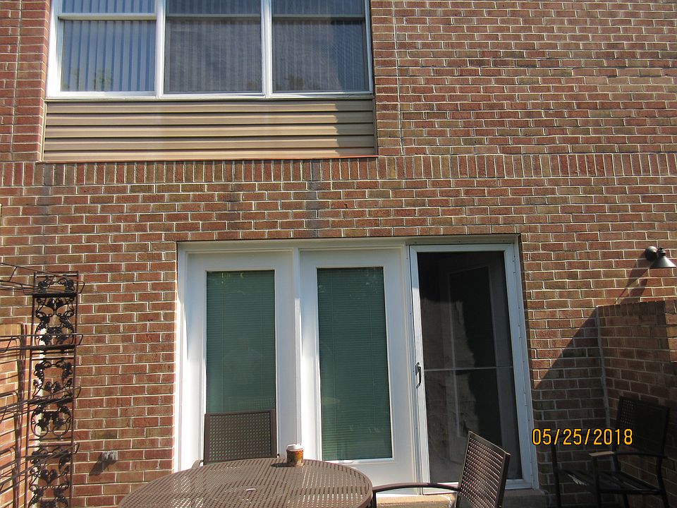 2nd image of 411 Spring St