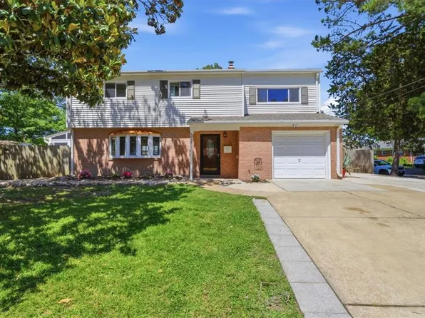 4000 Rumford Ln, Virginia Beach, VA 23452