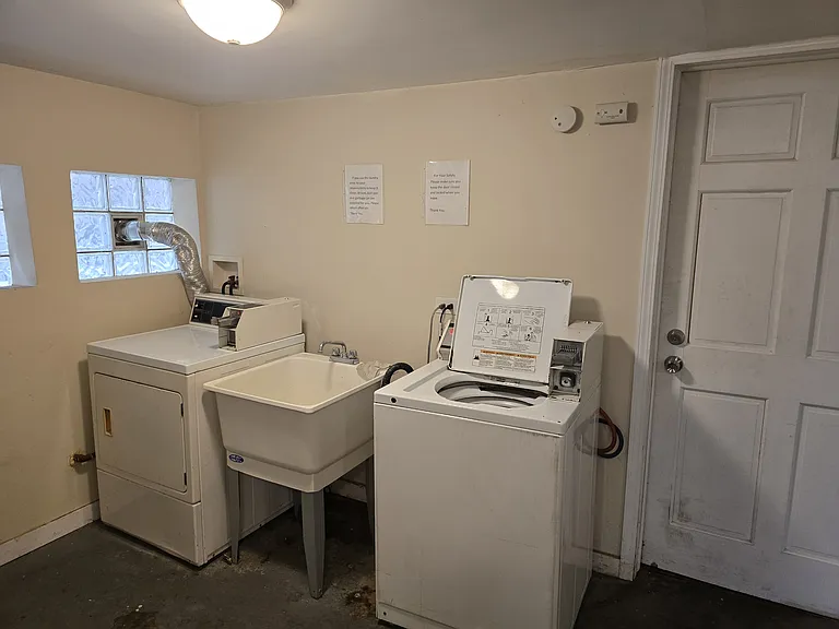 5046 W Division St #1 — Photo 7