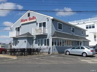 14 Beach Dr, Stratford, CT