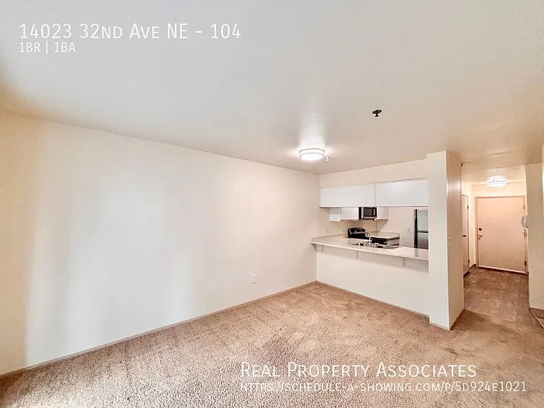 Parkway 1 — Photo 12