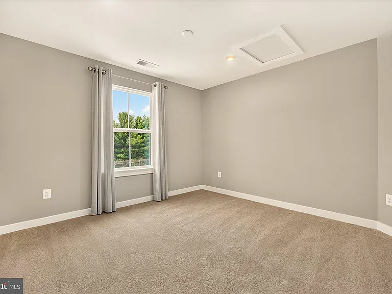 2200 Campbell Hill Way — Photo 43