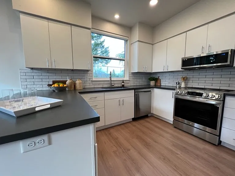 1504 Myers Lane — Photo 38