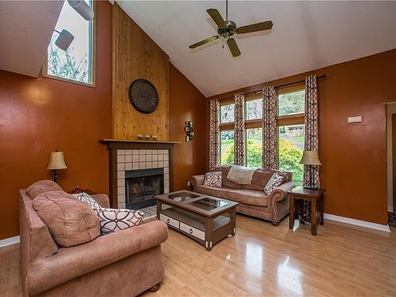 3rd image of 5965 Wallace Ave