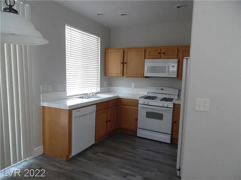 10604 Primrose Arbor Ave — Photo 4