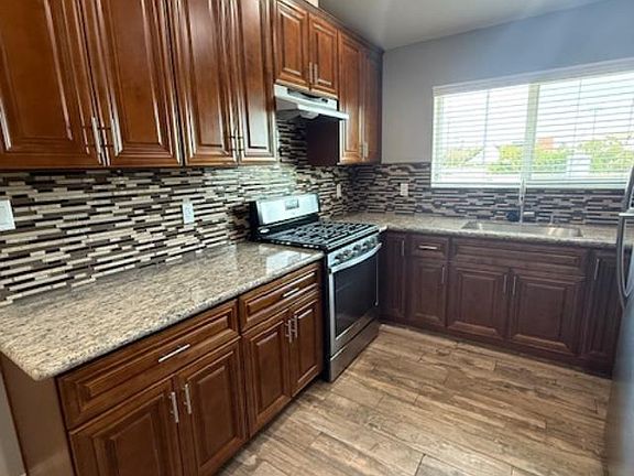 Kitchen other view