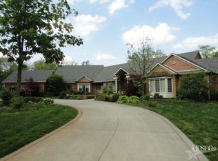 10625 S Vinewood Rd, Roanoke, IN 46783