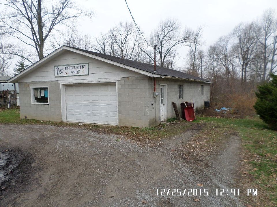 2nd image of 1369 Jones St