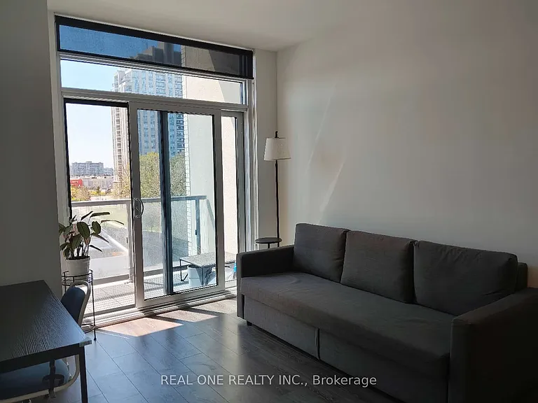 7950 Bathurst St #620 — Photo 7