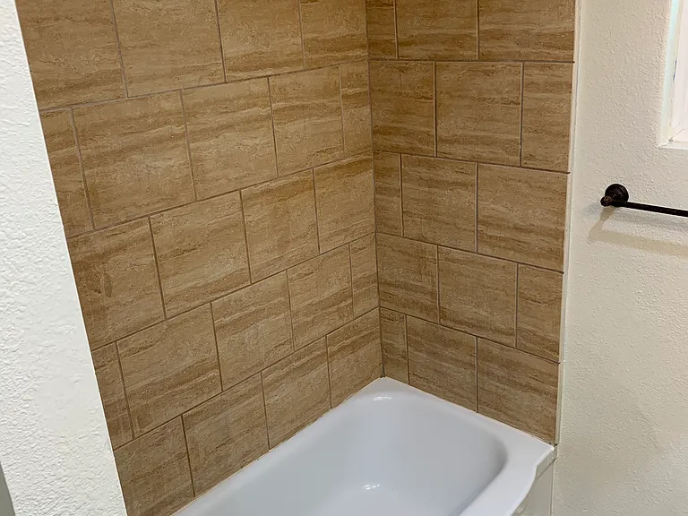 1005 E Water St #2 — Photo 14