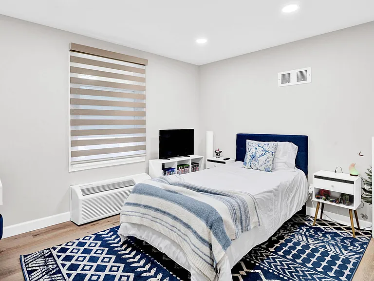 Heathmore Villas Apartments — Photo 43