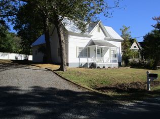 303 S Broome St, Waxhaw, NC 28173
