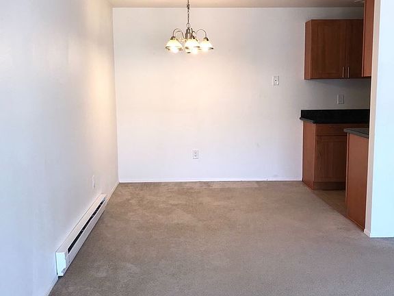 4th image of 1515 NE 148th St APT 302