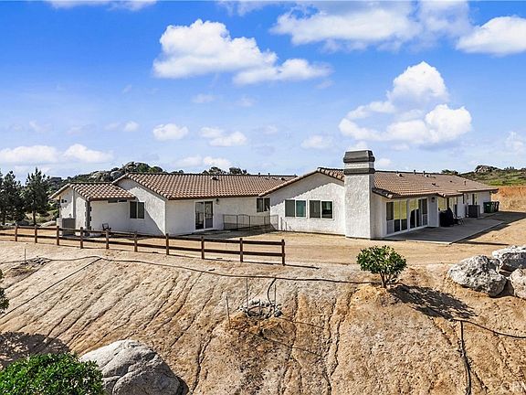 2nd image of 31470 Sierra Verde Rd