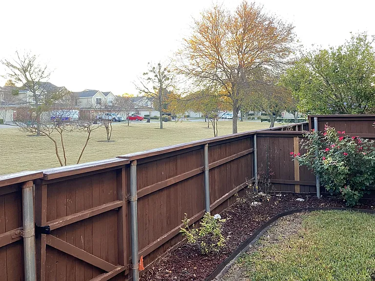 8608 Brunswick Dr — Photo 22