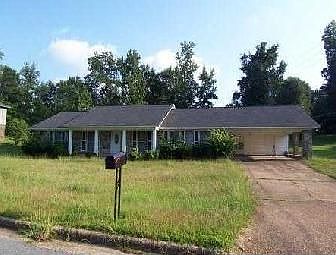1st image of 4907 28th St E