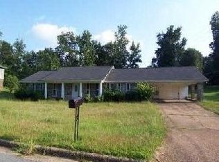 4907 28th St E, Tuscaloosa, AL 35404
