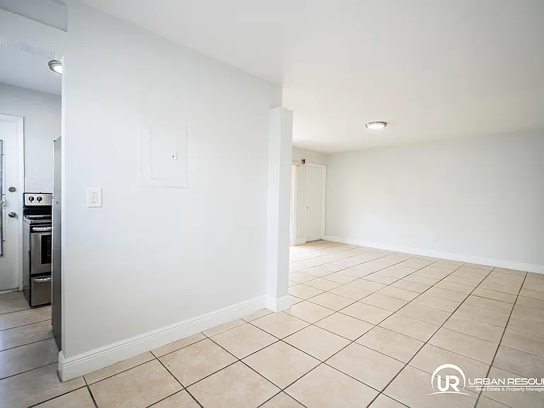 7931 East Dr #201 — Photo 14