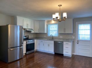 62 Batcheller Ave, Cranston, RI 02920