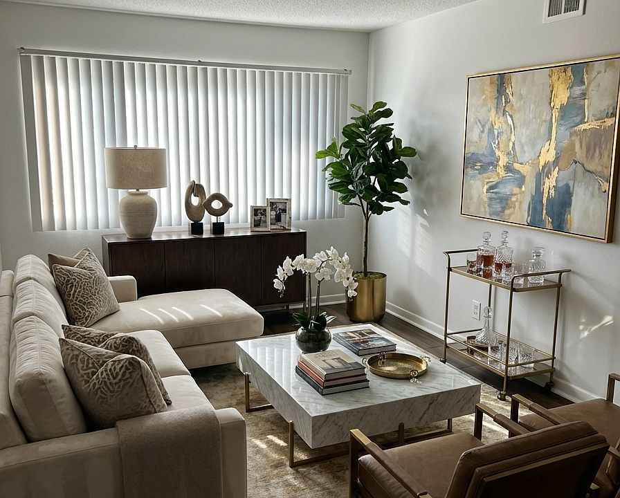 1st image of 4471 High St #6