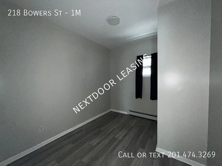 218 Bowers St #1M — Photo 8
