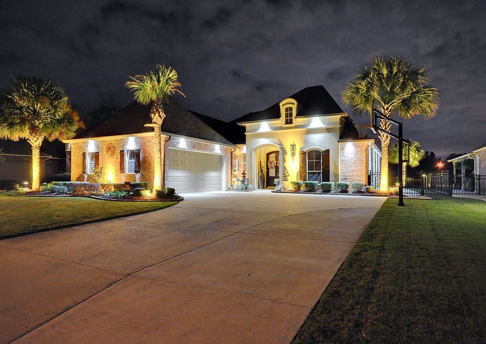 1st image of 40025 Summer Brooke Ave