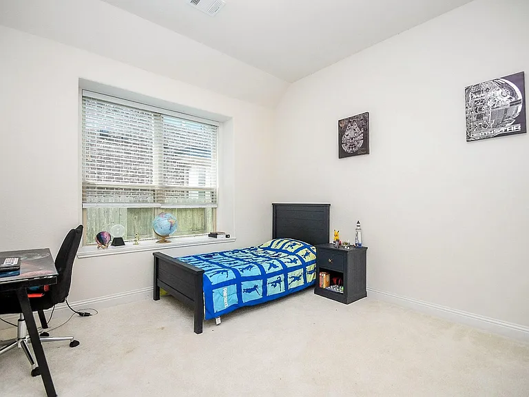 28426 Rolling Ridge Dr — Photo 24