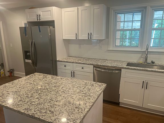 5th image of 3333 Gilmer Ave