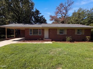 7539 Overbrook Dr, Fayetteville, NC 28303