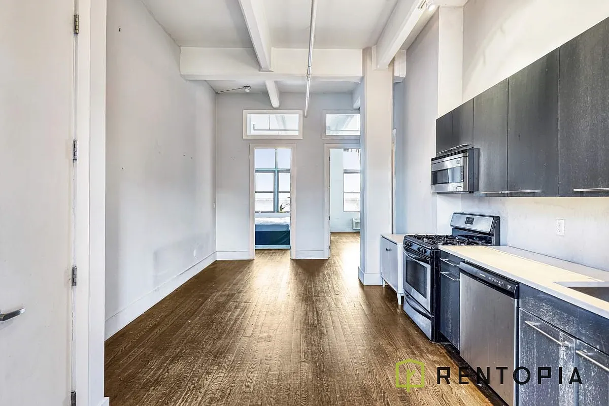 Building Photo - 808 Driggs Ave #401C